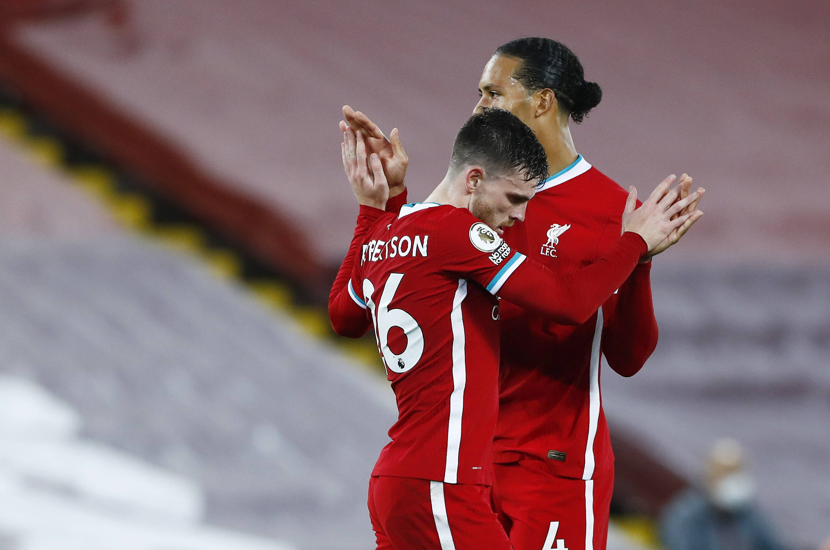 而在这场赛 而在这场赛